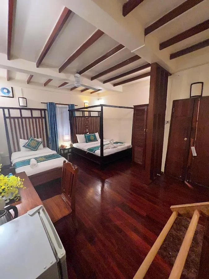 ***  Chaluenxay Xiengthong Place 호텔 루앙프라방 라오스