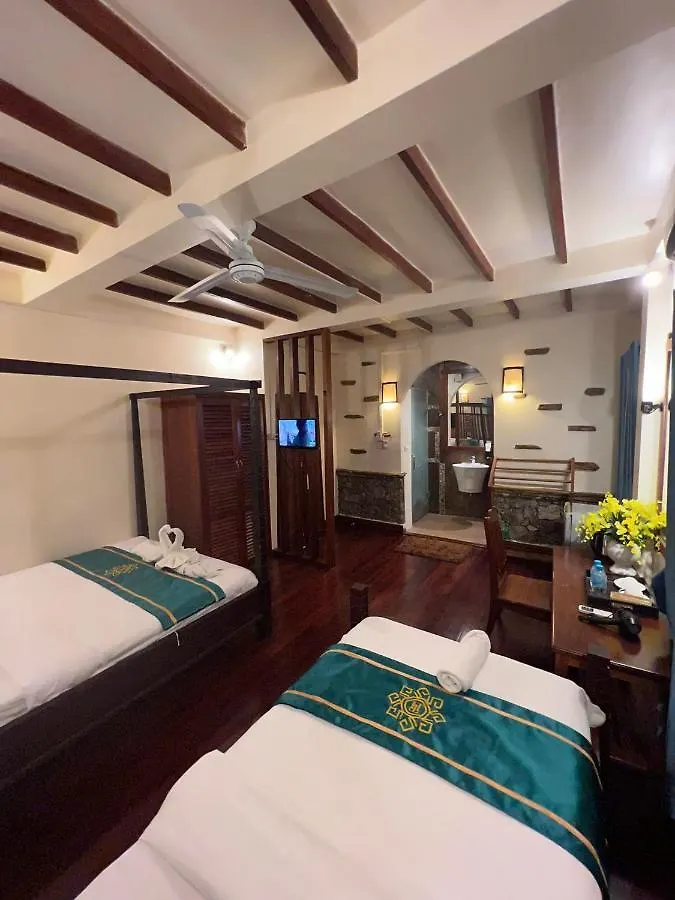 Chaluenxay Xiengthong Place 호텔 루앙프라방
