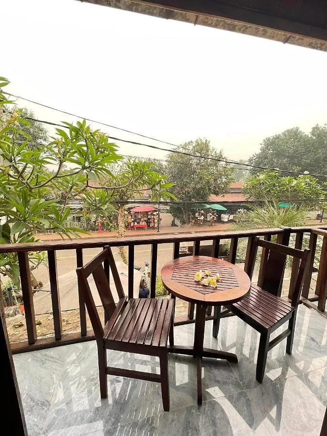 Chaluenxay Xiengthong Place 호텔 루앙프라방